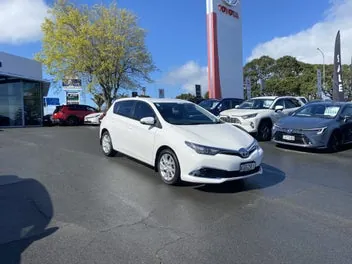 Toyota Corolla 2016 photo 2