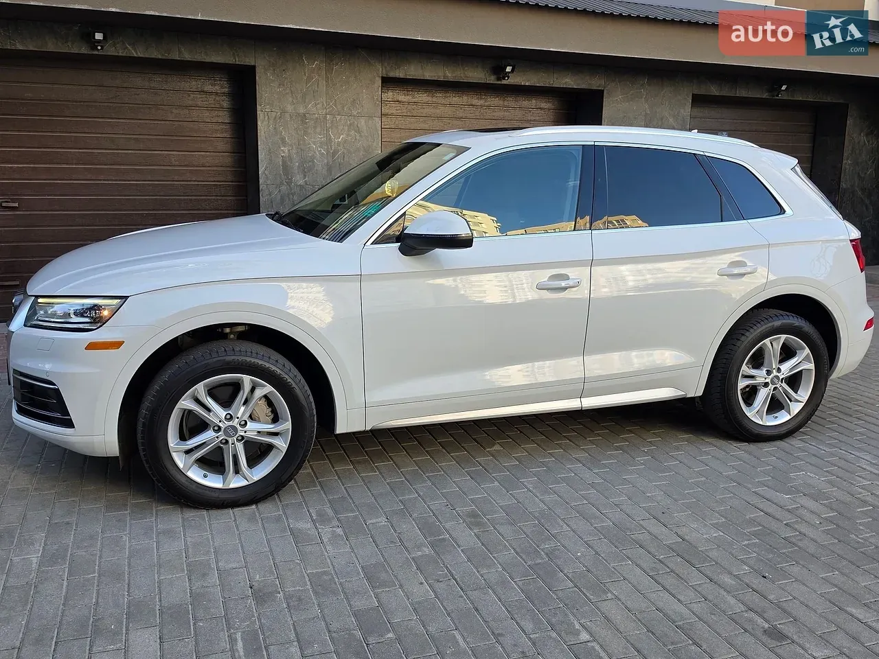 Audi Q5 2020 photo 5