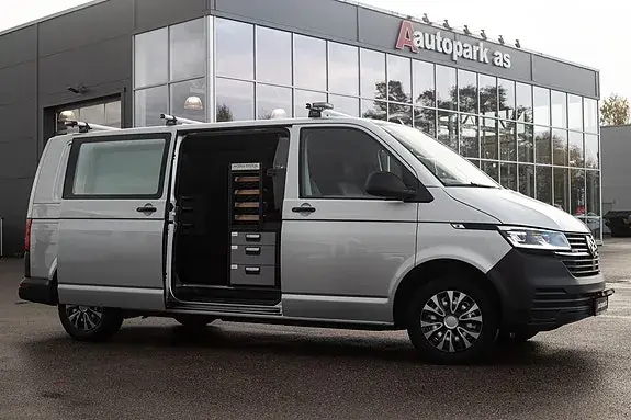 Volkswagen Transporter 2022 photo 2