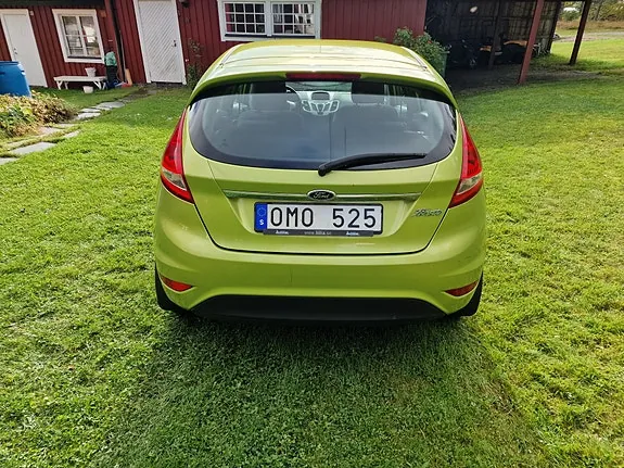 Ford Fiesta 2011 photo 4