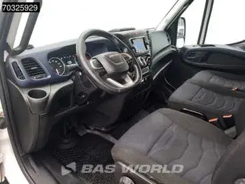 Iveco Daily 2020 photo 3