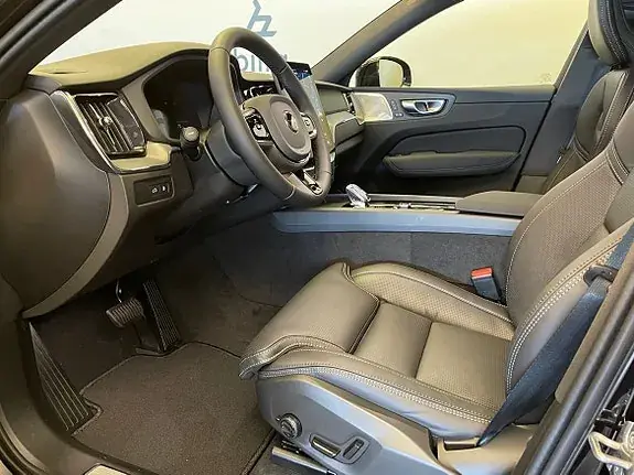 Volvo Xc60 2027 photo 3
