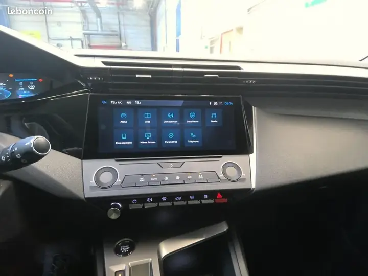 Peugeot 308 2025 photo 5