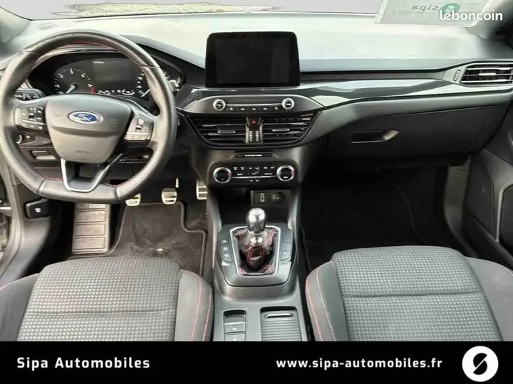 Ford Focus 2020 photo 5