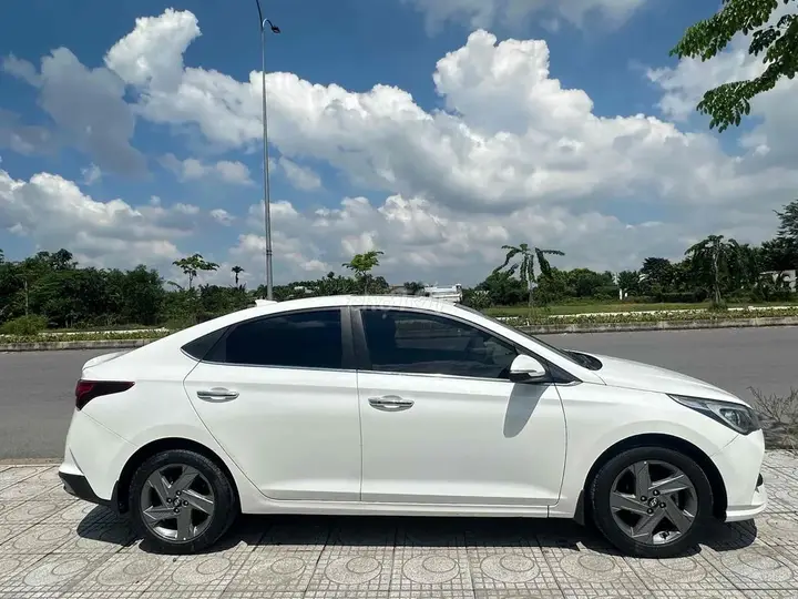 Hyundai Accent 2021 photo 3