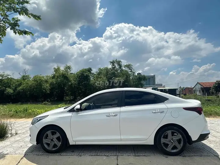 Hyundai Accent 2021 photo 4