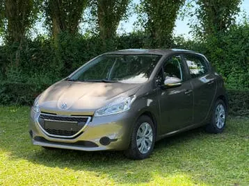 Peugeot 208 2013 photo 3