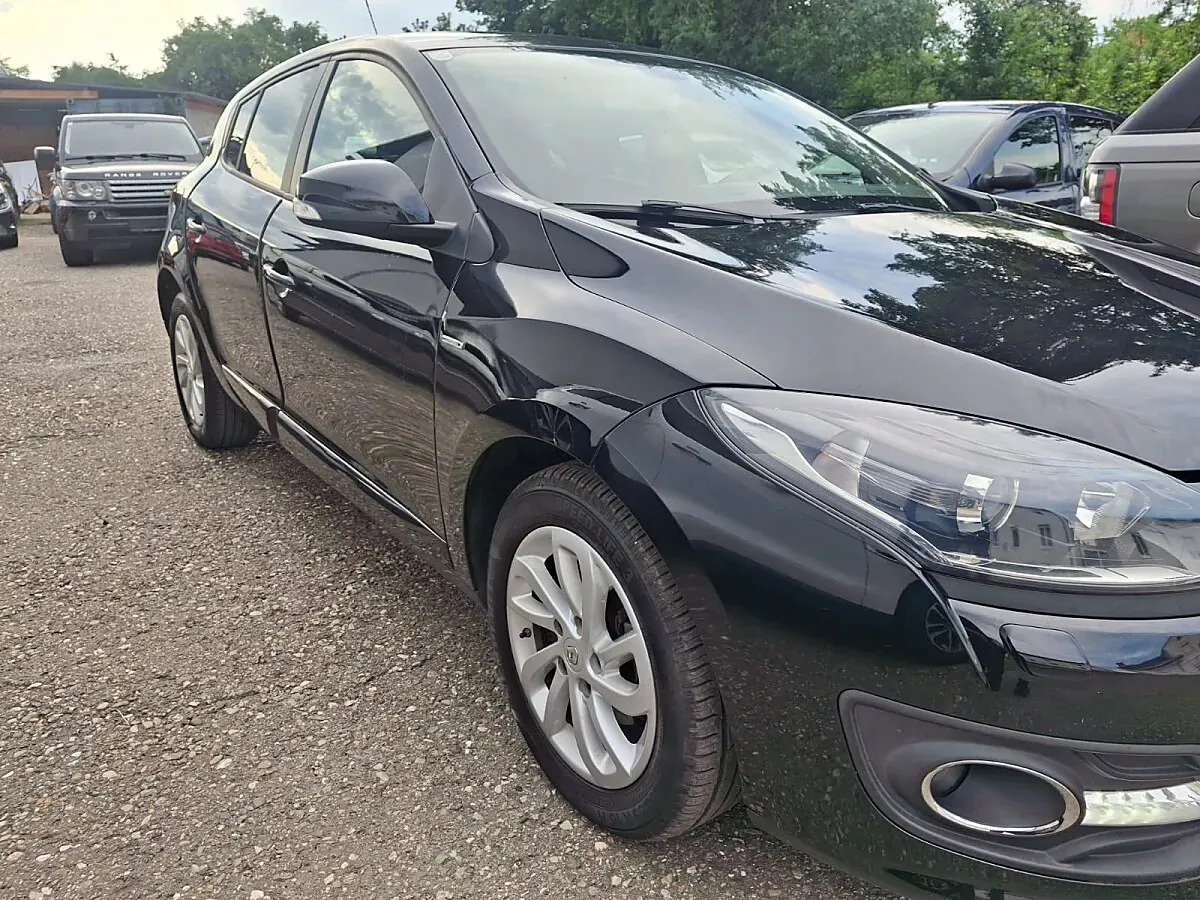 Renault Megane 2015 photo 2