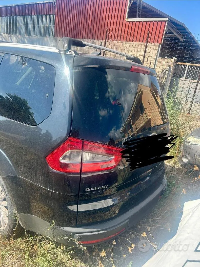 Ford Galaxy 2013 photo 3