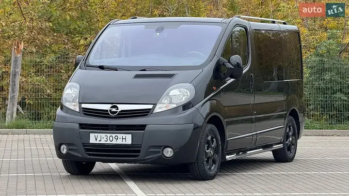Opel Vivaro 2014 photo 4