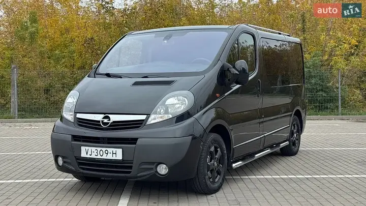 Opel Vivaro 2014 photo 3