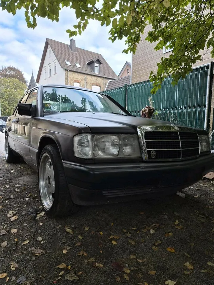 Mercedes-Benz W201