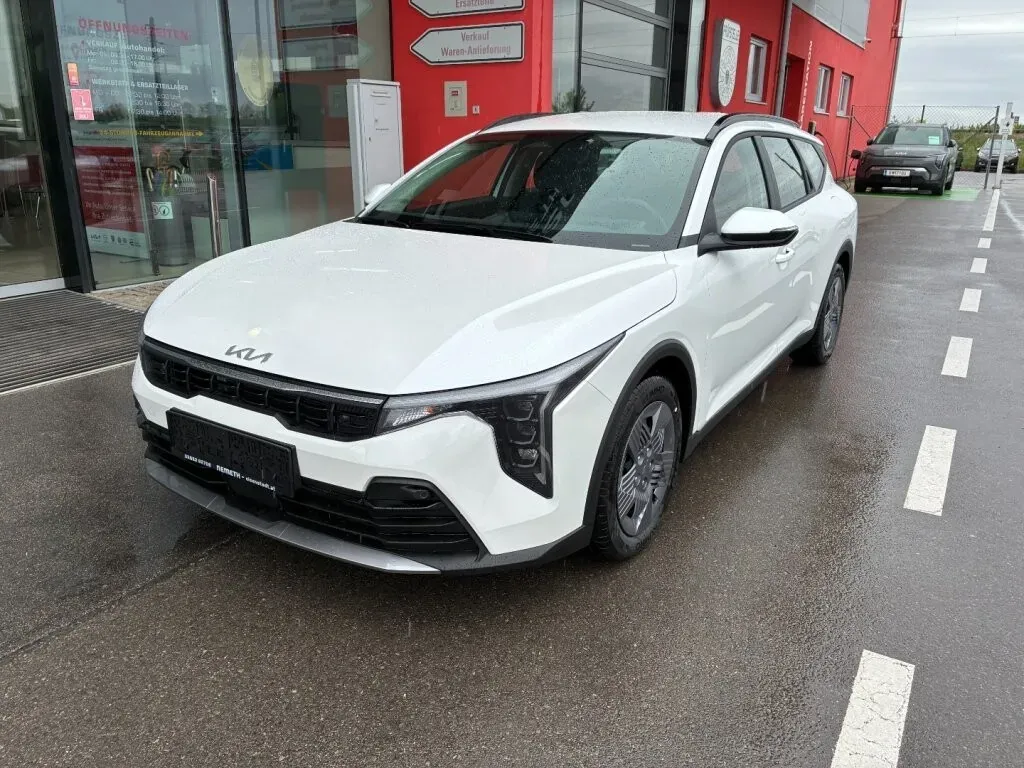 Kia K4