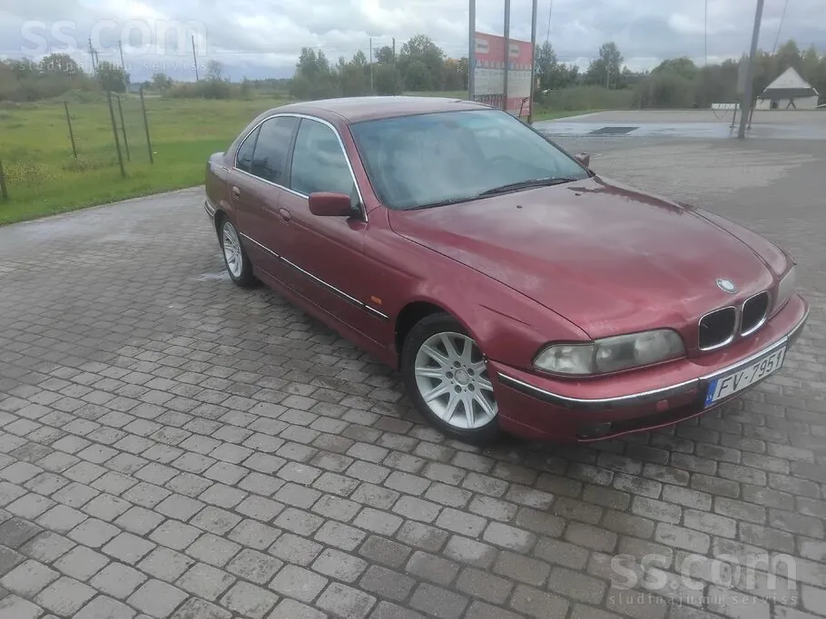 BMW 525
