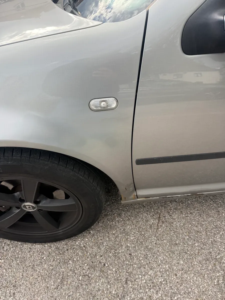 Volkswagen Golf 2003 photo 2