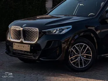 BMW Ix1 2026 photo 2