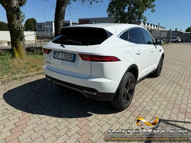 Jaguar E-Pace 2021 photo 2