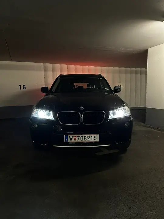 BMW X3 2013 photo 2