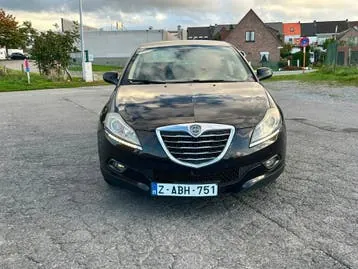 Lancia Delta 2011 photo 2