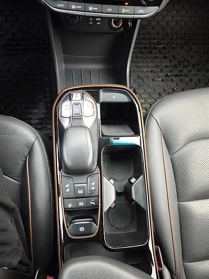 Hyundai Ioniq 2019 photo 2