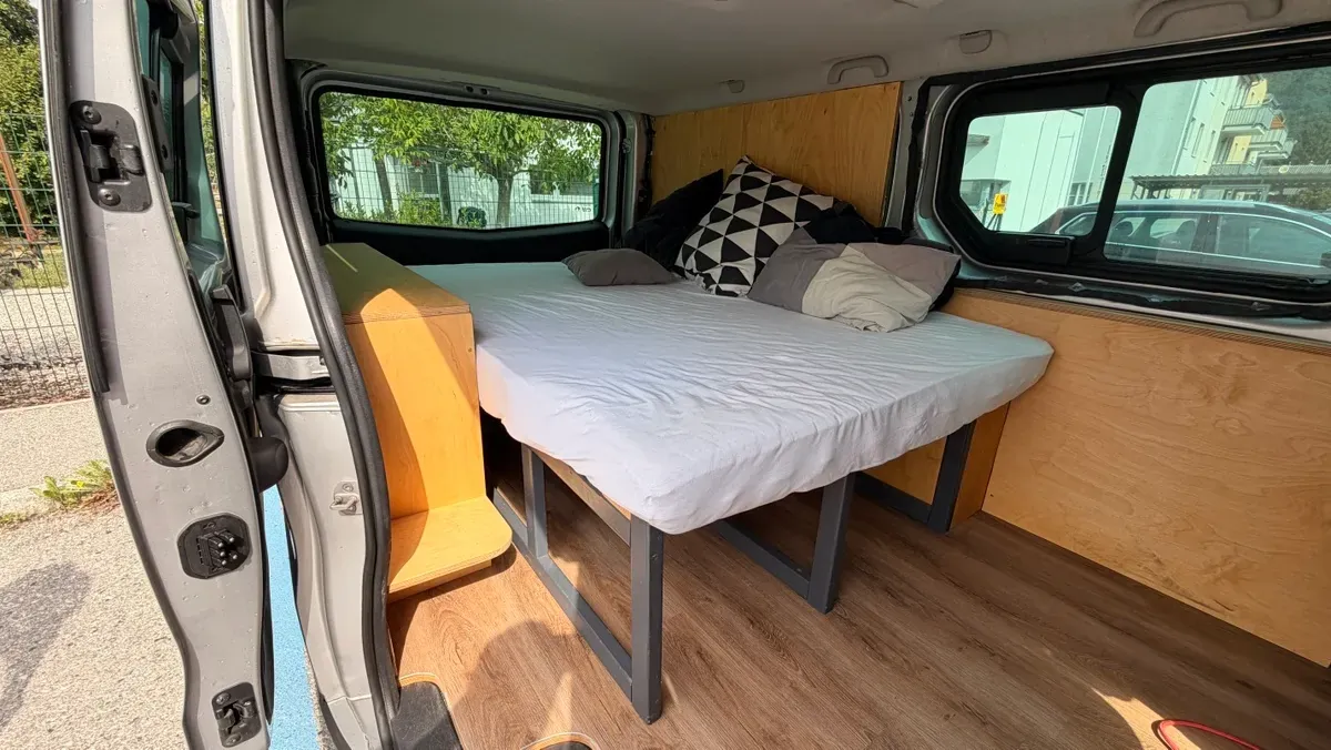 Renault Trafic 2017 photo 3