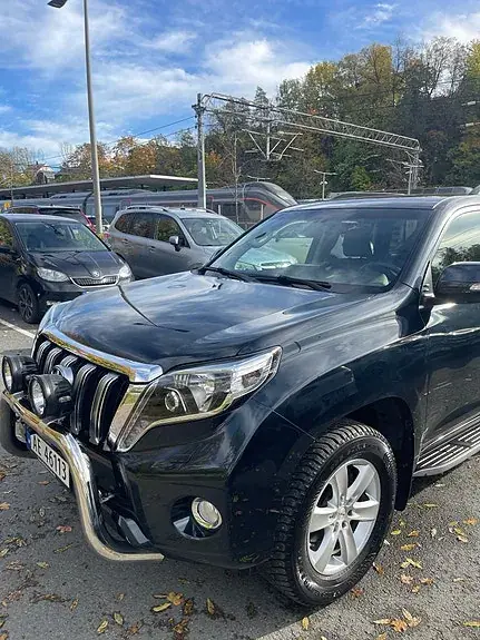 Toyota Land Cruiser 2015 photo 3