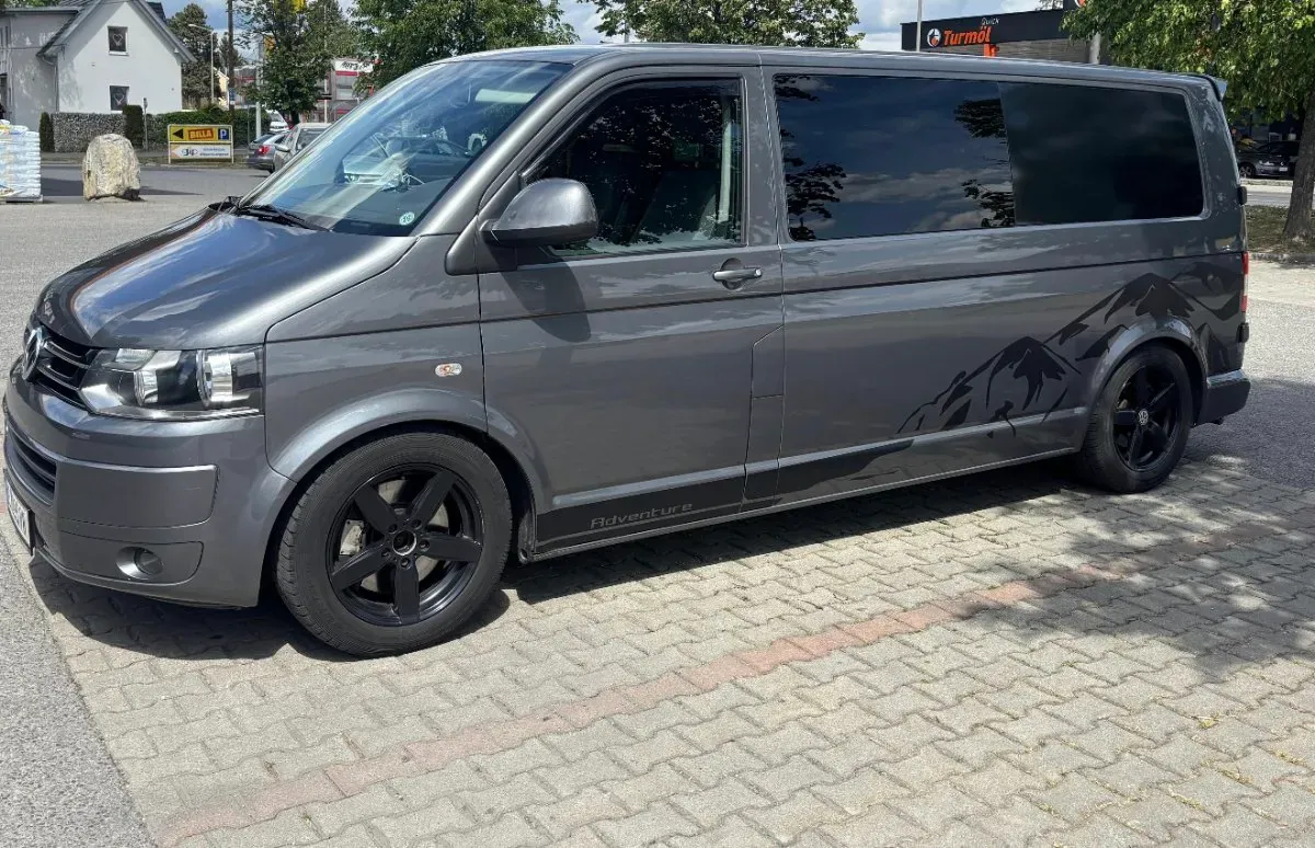 Volkswagen T5 2013 photo 3