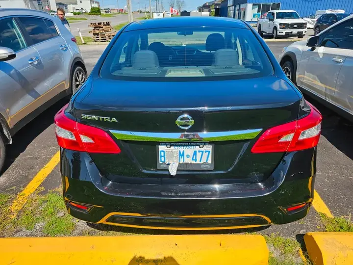 Nissan Sentra 2017 photo 3