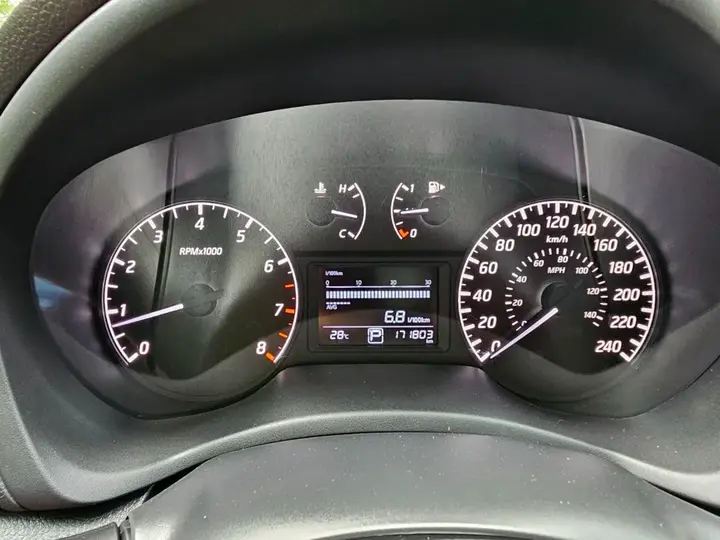 Nissan Sentra