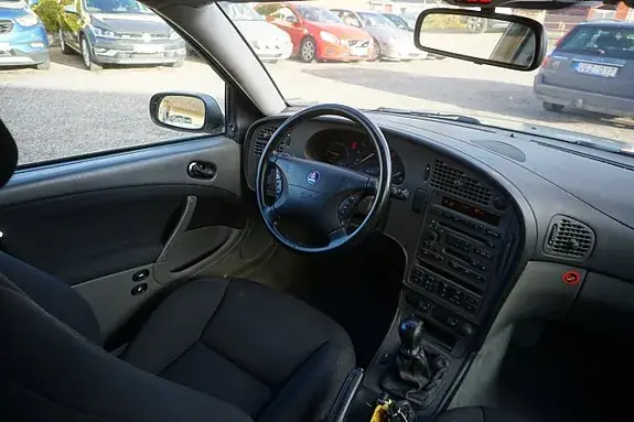 Saab 9-5 2004 photo 5