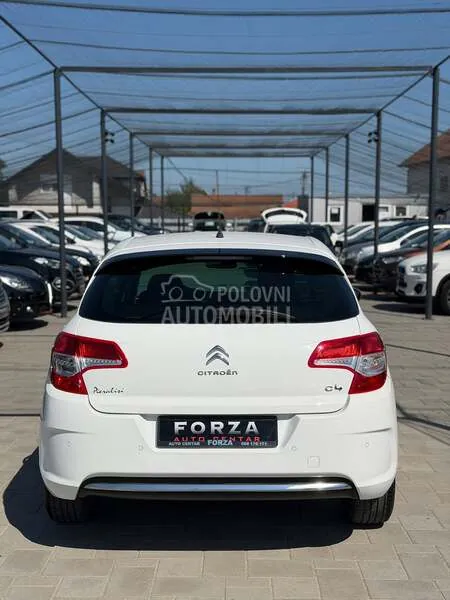 Citroen C4 2011 photo 5