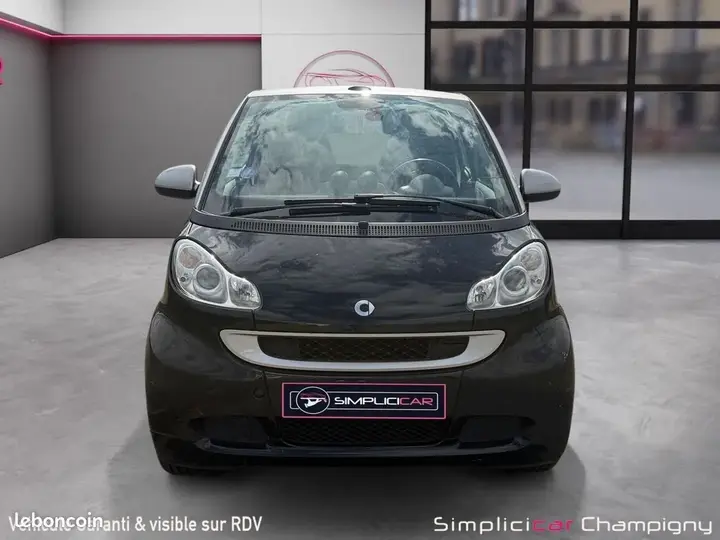 Smart Fortwo 2011 photo 4