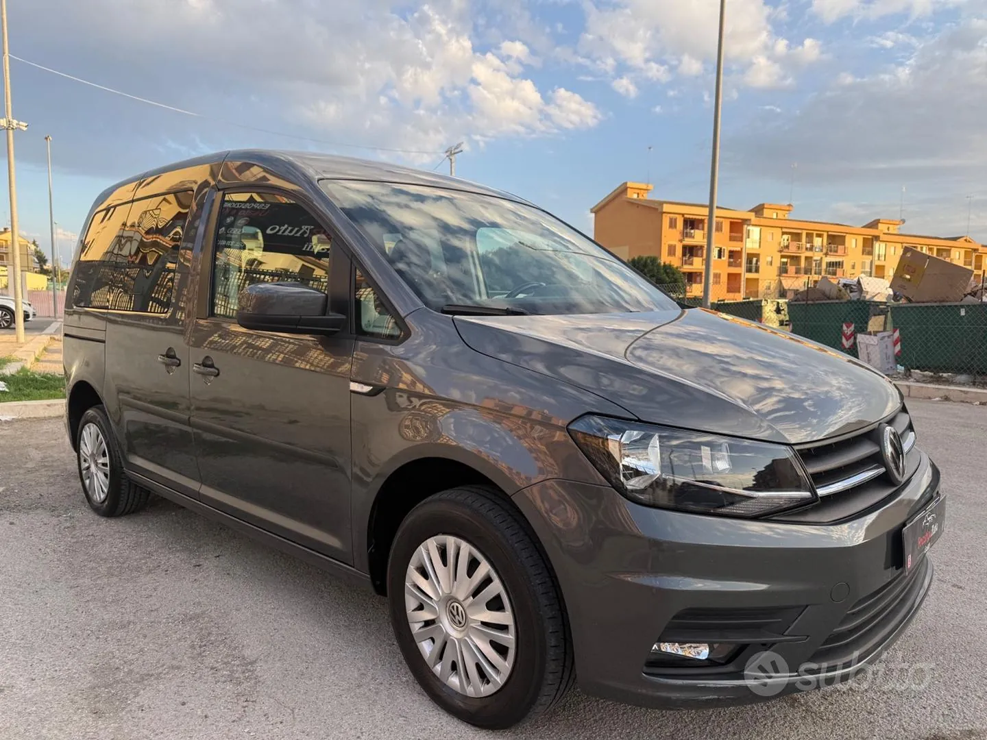 Volkswagen Caddy 2018 photo 2