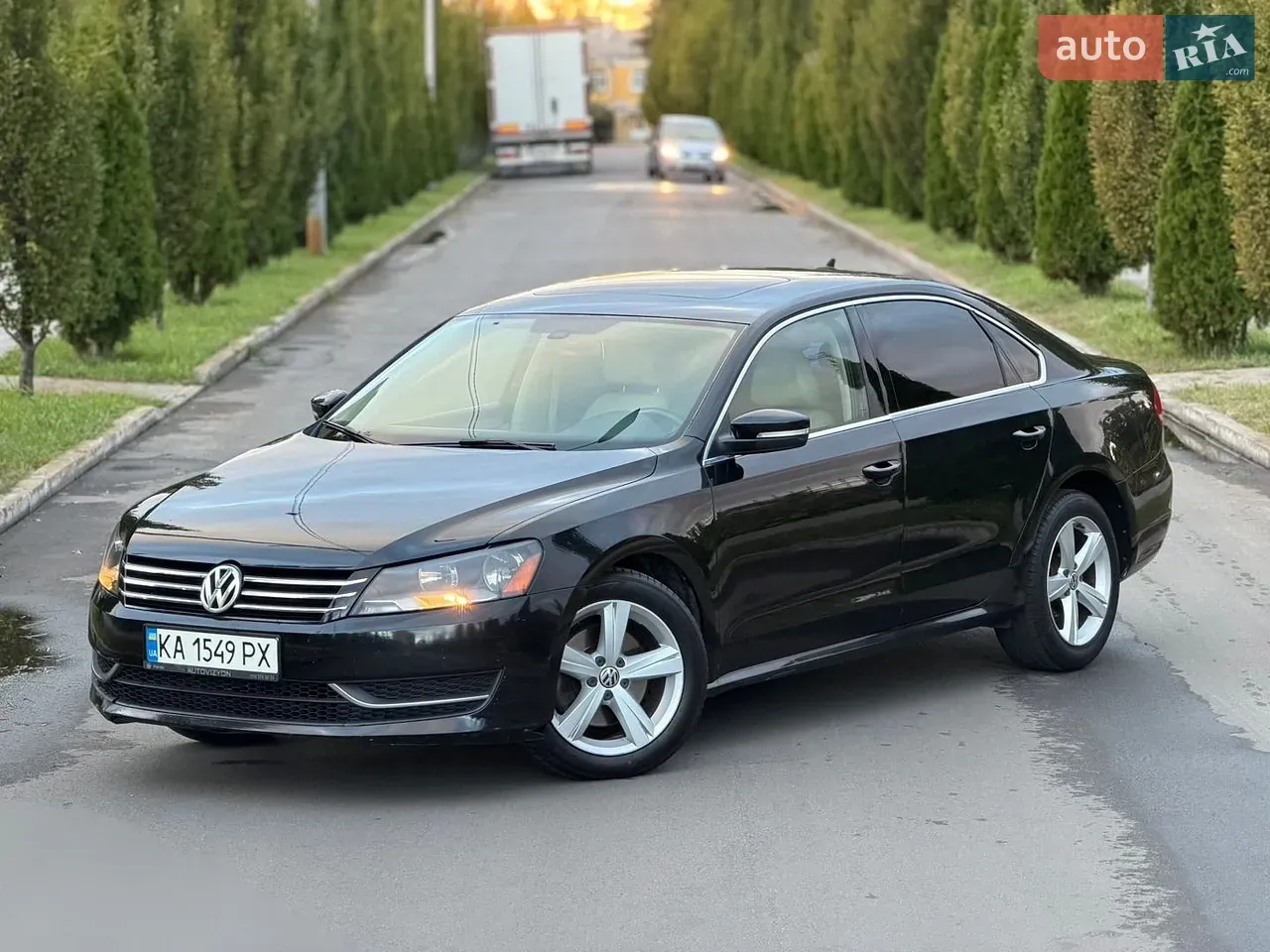 Volkswagen Passat 2012 photo 2