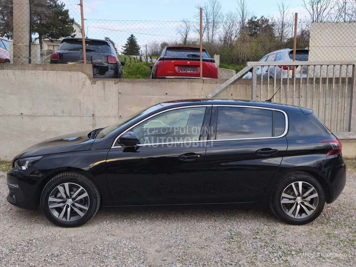 Peugeot 308 2020 photo 5