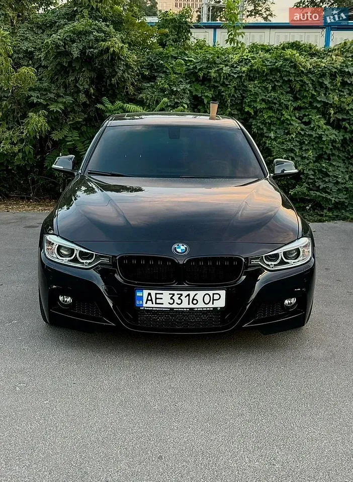 BMW 3 Series 2012 photo 4