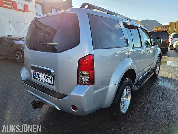 Nissan Pathfinder 2012 photo 5