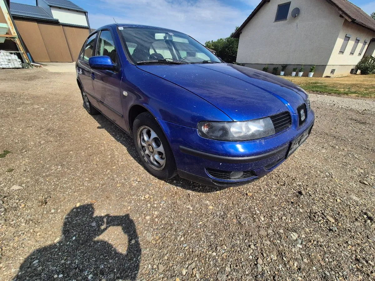Seat Leon 2001 photo 3