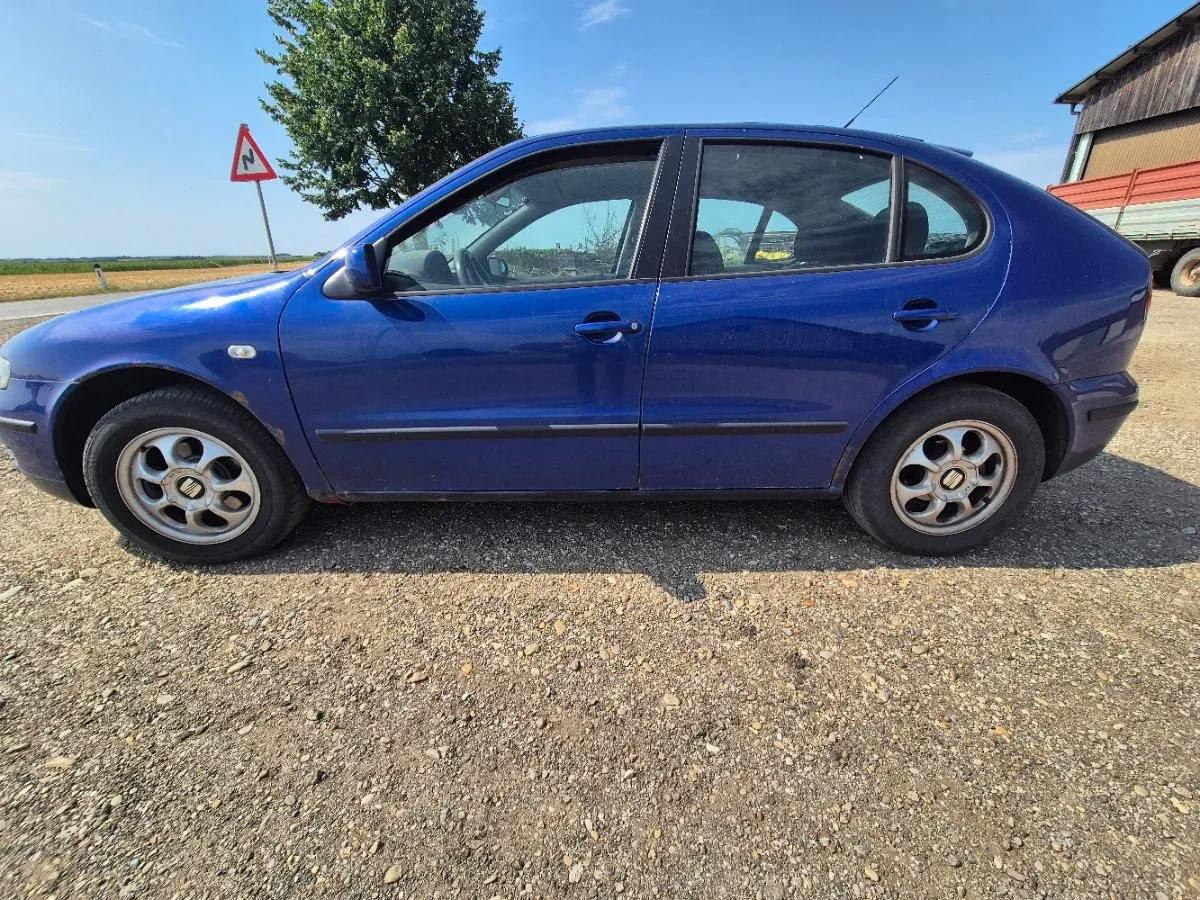 Seat Leon 2001 photo 2