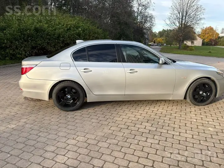BMW 530 2007 photo 3