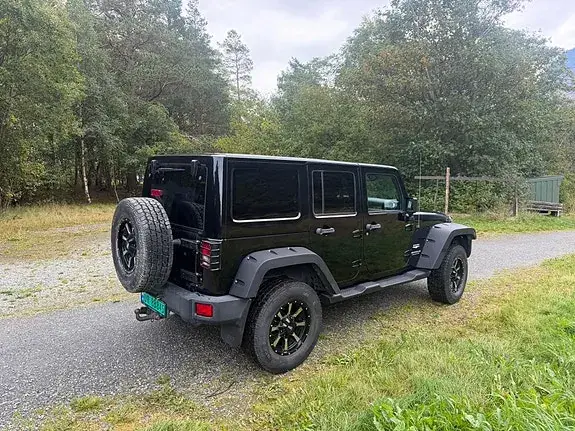 Jeep Wrangler 2013 photo 4