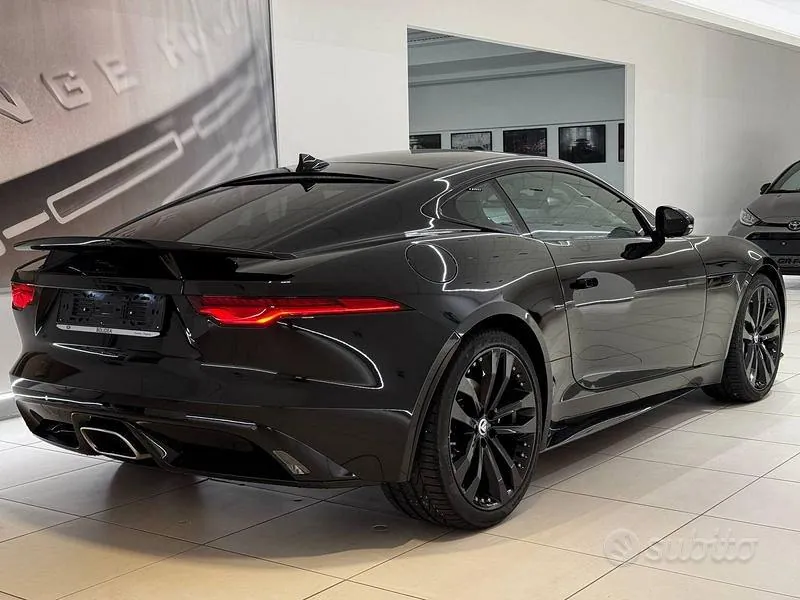 Jaguar F-Type 2023 photo 2