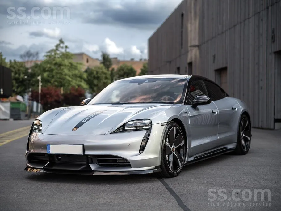 Porsche Taycan