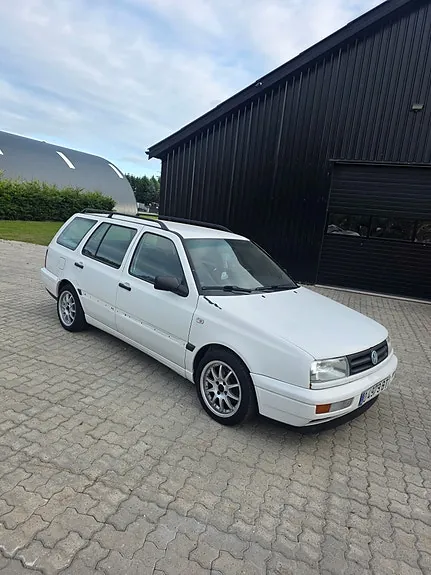 Volkswagen Golf 1996 photo 4