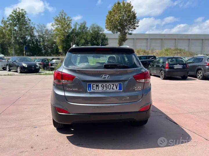 Hyundai Ix35 2012 photo 5