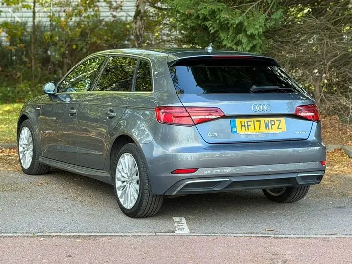 Audi A3 2017 photo 3