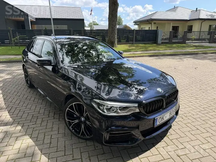 BMW 530D 2018 photo 2