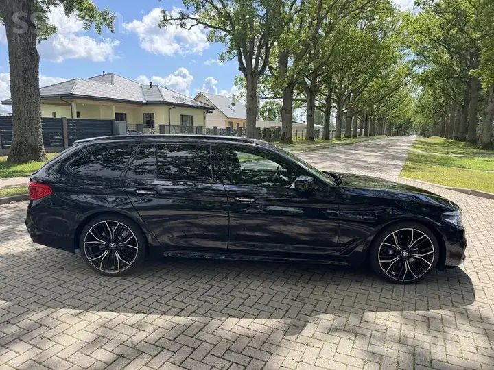 BMW 530D 2018 photo 4