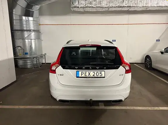 Volvo V60 2017 photo 4