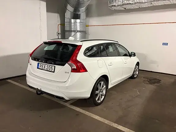 Volvo V60 2017 photo 5